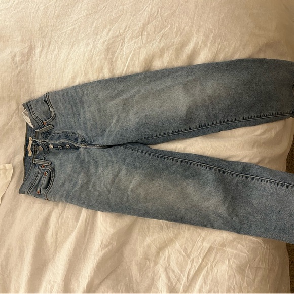 Levi's Women's Straight Leg Jeans - Light Blue - Picture 1 of 4